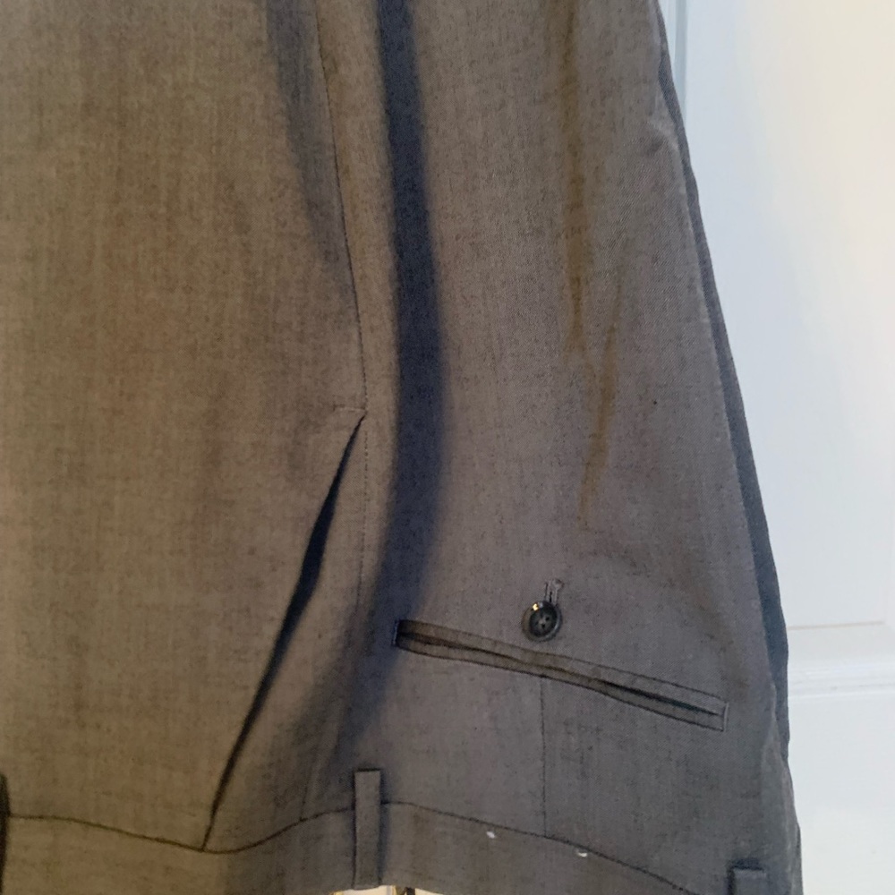 Express Suit - Picture 8 of 13